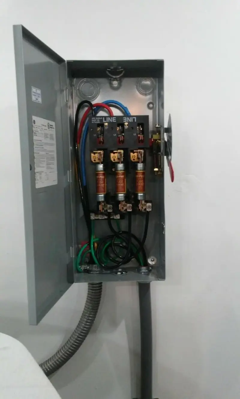 Three-phase disconnect switch installed for Electrical Wiring & Rewiring in Thornton